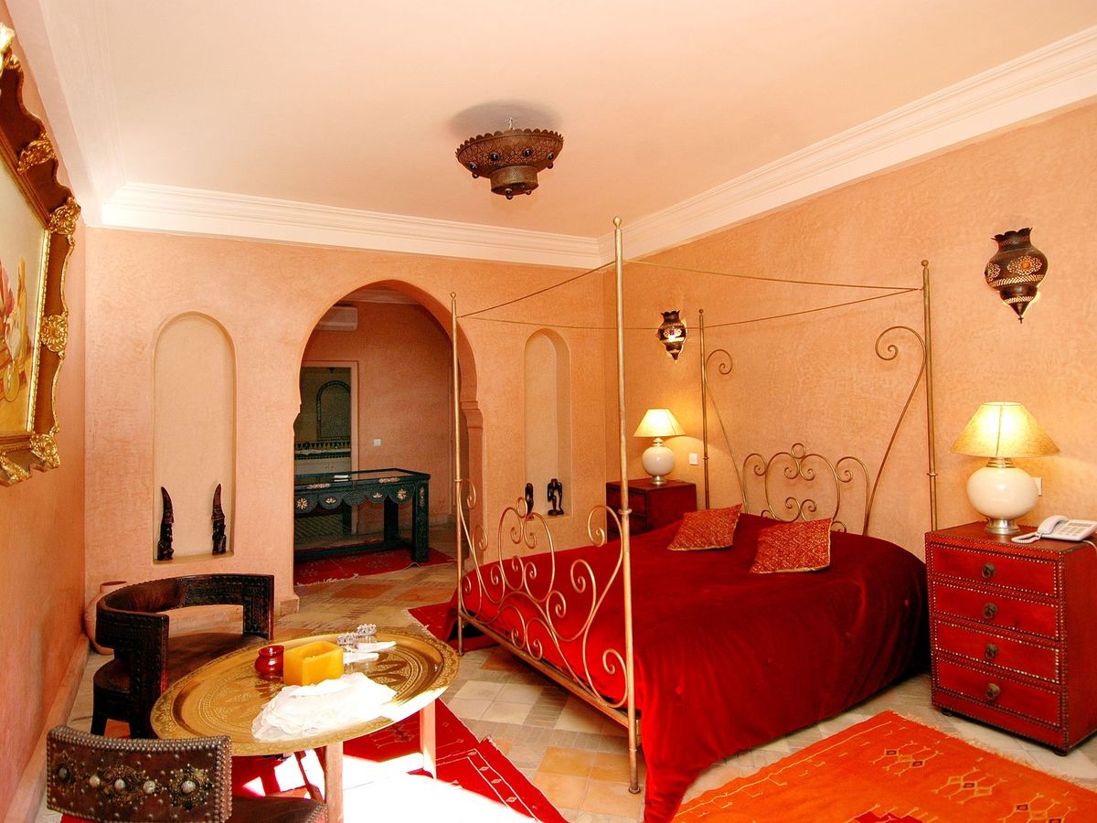 Arched Suite